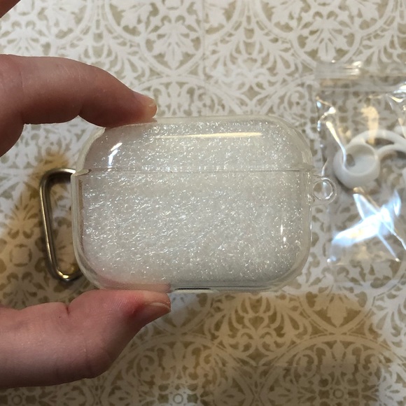 AirPod Pro Case Set - Picture 7 of 7